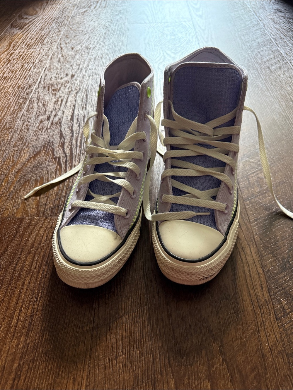 Converse Women's High-Top Sneakers in Lavender and Cream